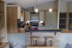Kitchen Breakfast Bar